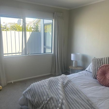 Raceway Getaway Villa New Plymouth Exterior foto